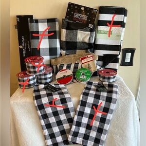 Black & White Christmas Decorations Bundle